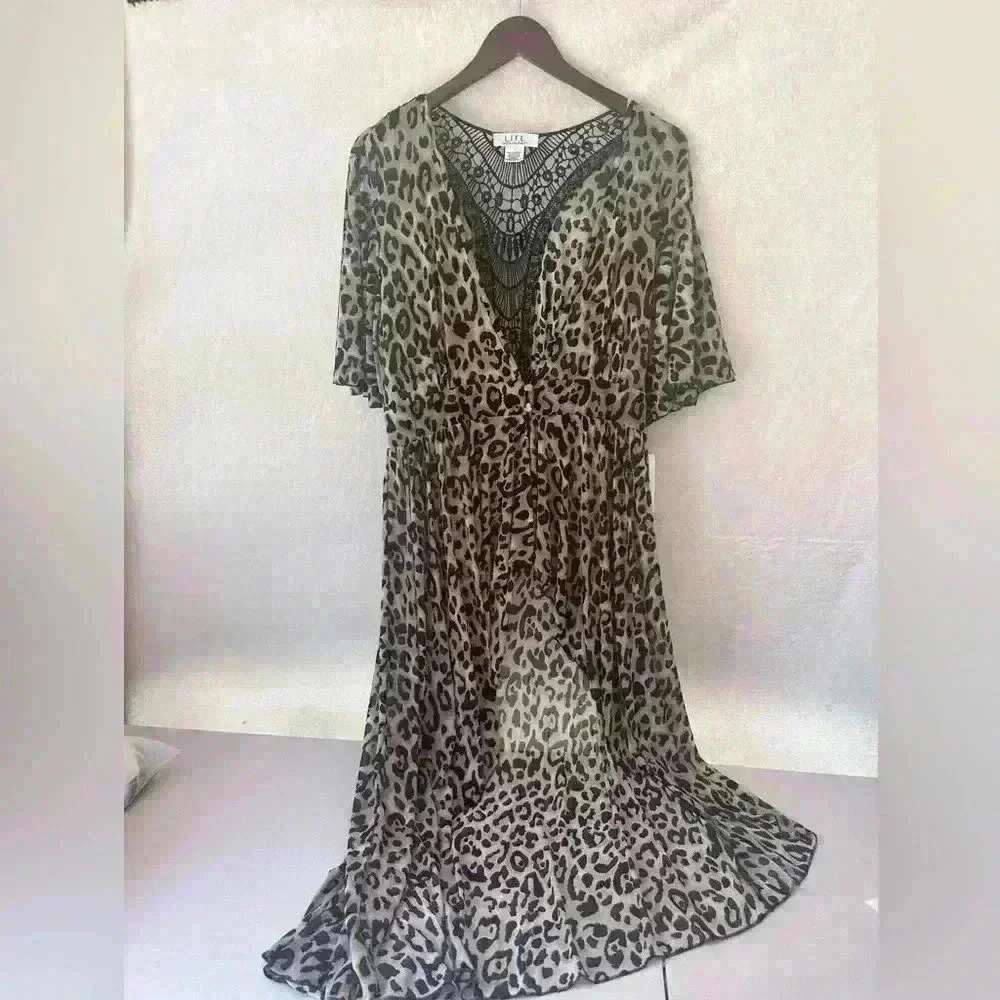 L.I.F.E. Leopard print Sheer Kimono coverup Women's L Retro Cottagecore Beach